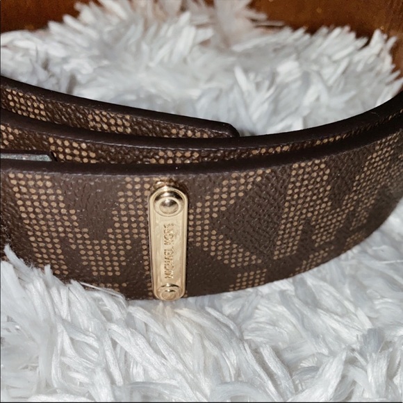 Michael Kors Belt - Picture 3 of 5
